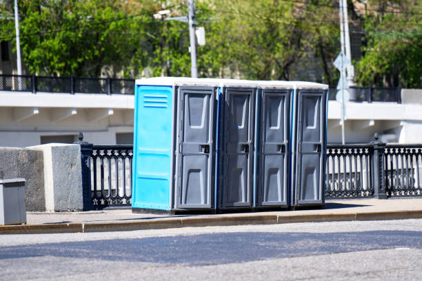 Portable Toilet Options We Offer in Stinnett, TX